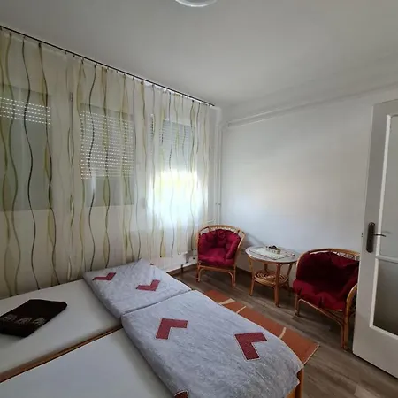 Ancsi-lak Διαμέρισμα Ταπόλκα